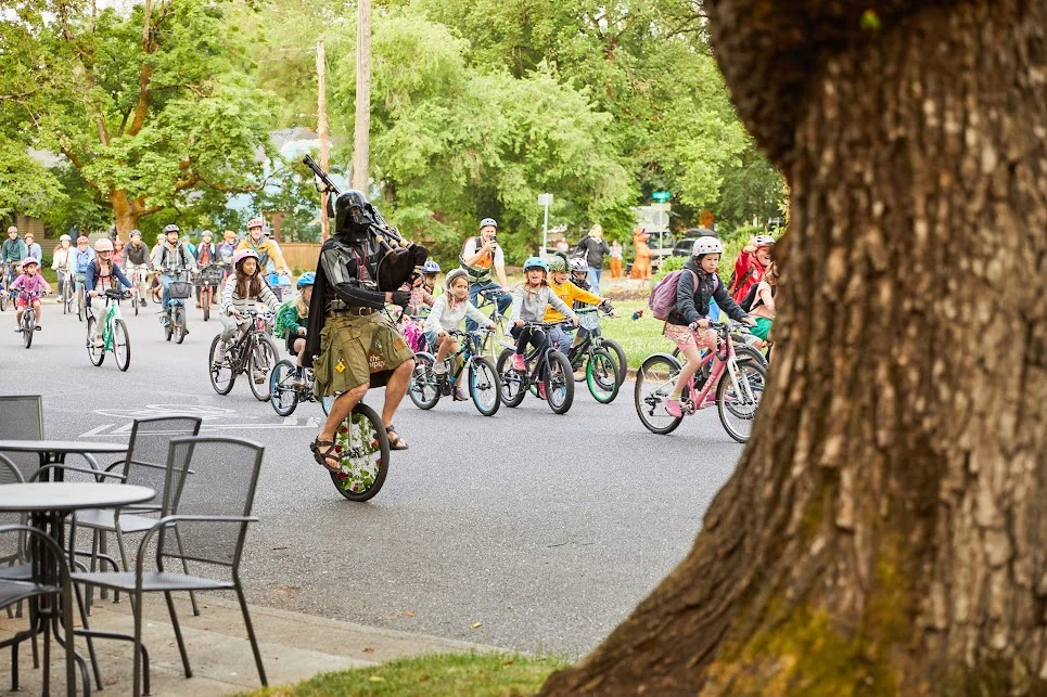 Abernethy Bike Bus